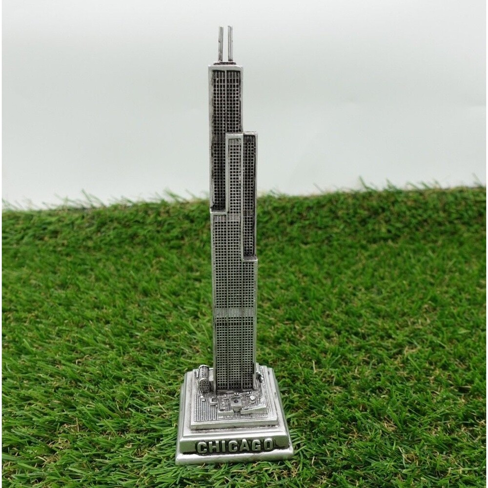 Willis Tower Chicago Cast Resin Miniature Souvenir Building City Concepts